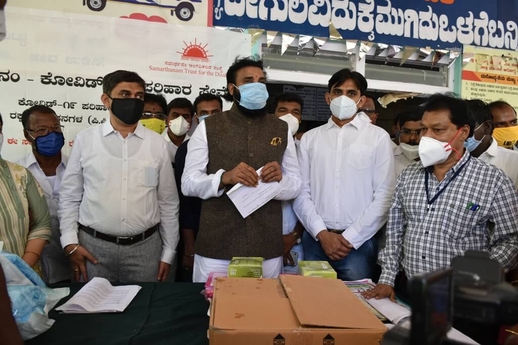 Samarthanam Trust continues its Health Kit Distribution as part of COVID Relief Service Campaign