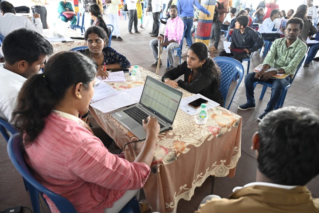 Samarthanam Organized a Placement Drive in partnership with Reliance group of companies-3