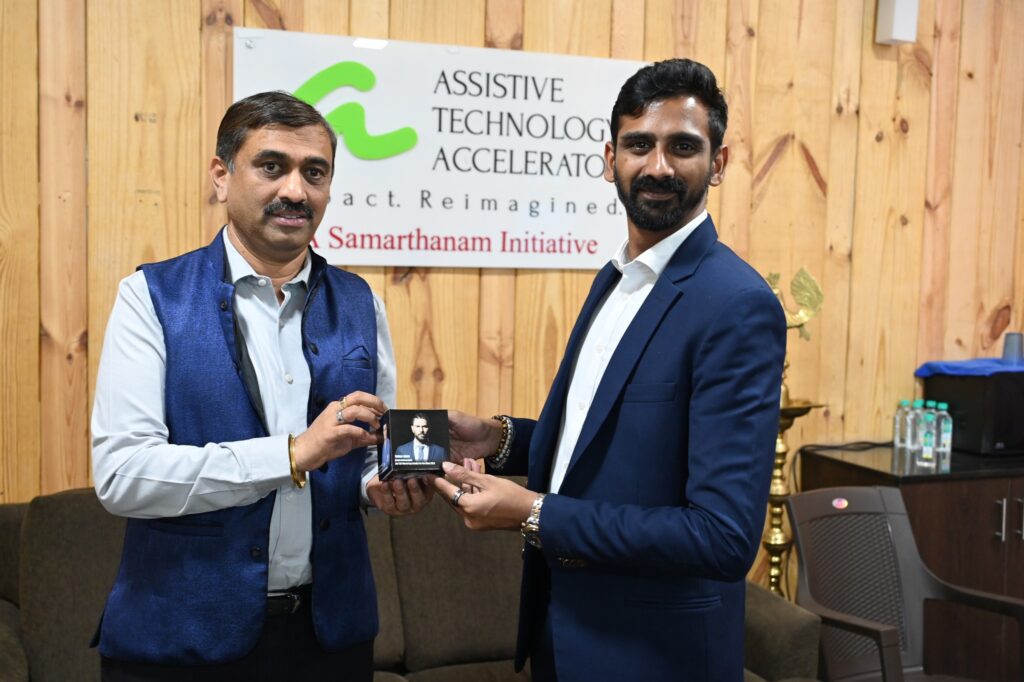 Samarthanam Trust with Mr. Jeevan Thondaman, Minister of Water Supply and Estate Infrastructure, Government of Sri Lanka-2
