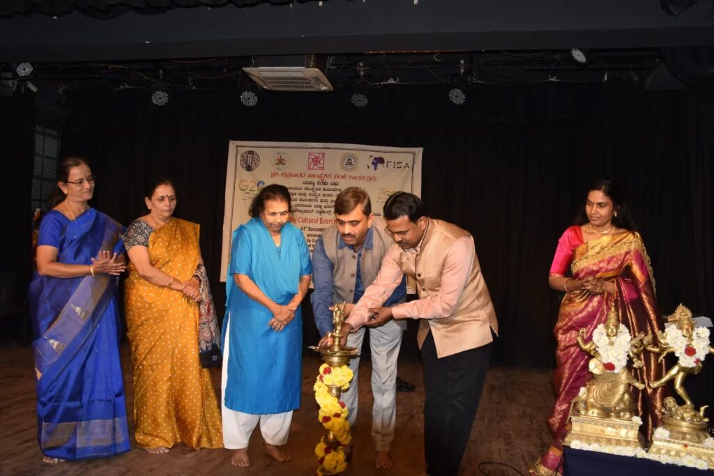 Grateful for the chance to showcase our Sunadha teams musical and dance talents at Bharatiya Vidhya Bhavan Bangalore-8