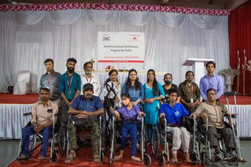 Assistive aids distributed to people with disabilities in Mumbai collaboration with DXC Technology-1