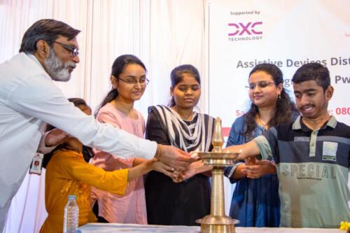 Assistive aids distributed to people with disabilities in Mumbai collaboration with DXC Technology-5