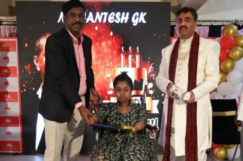 Dr Mahantesh GK founder birthday Celebrated at Samarthanam Trust for the Disabled-8