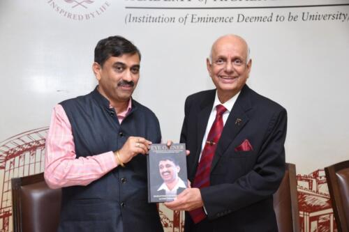 Dr. Mahantesh G Kivadasannavar had the privilege of meeting Dr. HS Ballal Pro Chancellor of MAHE-1