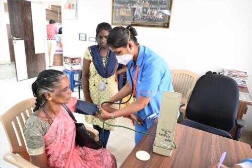 Empowering women with disabilities by providing them with the resources they need to live healthy and fulfilling lives-2