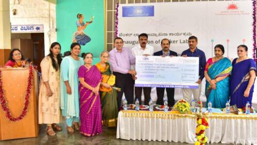 Inauguration-of-Tinker-lab-in-Mahila-Mandali-Vidya-Samsthe-1