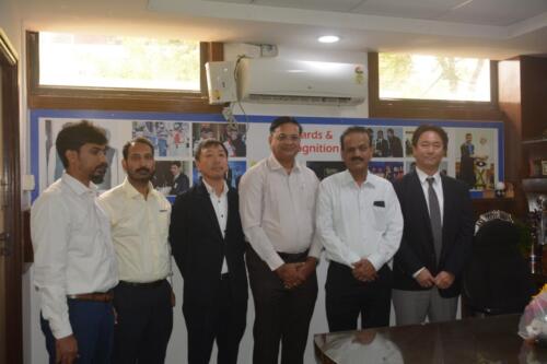 Mr. Kengo Ogawa from Komatsu India Private Limited distributed assistive devices to people with disabilities-2