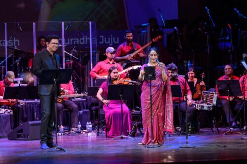 Nazranna-Juju-singing