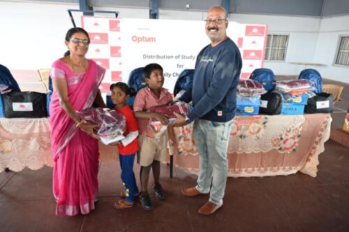 OPTUM organized a successful CSR activity in association with Samarthanam ID School-1