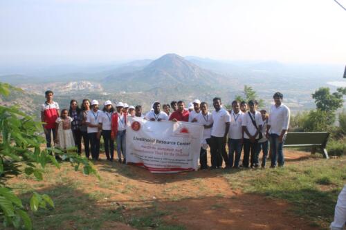 Samarthanam Livelihood Resource Centre (LRC) students trip to Chikkaballapur-1