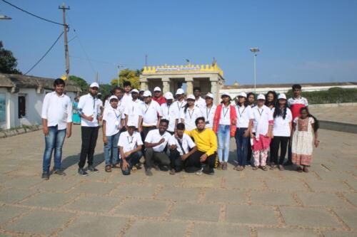 Samarthanam Livelihood Resource Centre (LRC) students trip to Chikkaballapur-4