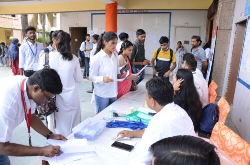 Samarthanam Trust for the Disabled in partnership with Barclays Bank organized an Exclusive Mega Job Fair for young people with disabilities in Delhi-1