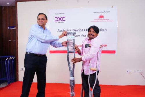 Samarthanam Trust, in collaboration with DXC Technology, organized an Assistive Aids Distribution Program for People with Disabilities (PwDs) in Hyderabad-2