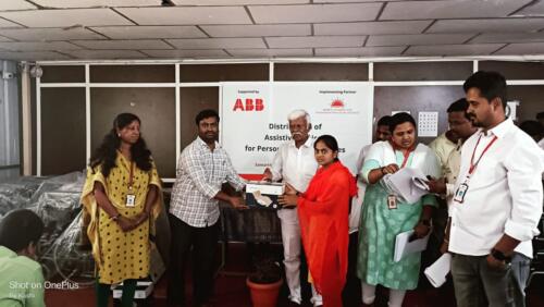Samarthanam Trust, in partnership with ABB, distributed assistive devices to PwDs in Bellari-1