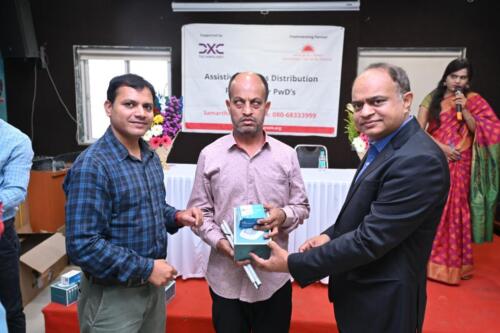Samarthanam Trust, in partnership with DXC Technology, distributed Assistive Devices for People with Disabilities in Pune-4
