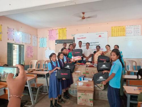 Samarthanam Trust, in partnership with ExxonMobil, distributed First Aid and Menstrual Hygiene Kits to adolescent girl students-1