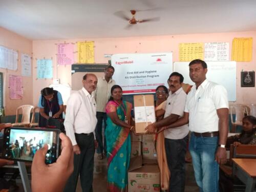 Samarthanam Trust, in partnership with ExxonMobil, distributed First Aid and Menstrual Hygiene Kits to adolescent girl students-4