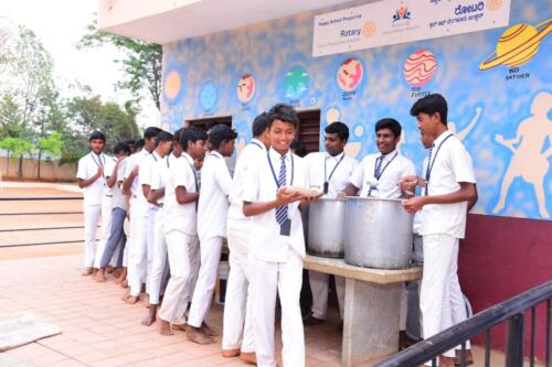 Samarthanam Trust, in partnership with Intel, distributed First Aid Kits, Menstrual Hygiene Kits, and Toiletry items to adolescent girl students-6