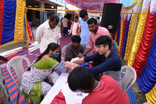 Samarthanam Trust, in partnership with TE Connectivity, successfully organized a Health Camp at Bashettihalli-6