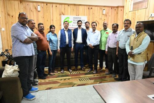 Samarthanam Trust with Mr. Jeevan Thondaman, Minister of Water Supply and Estate Infrastructure, Government of Sri Lanka-3