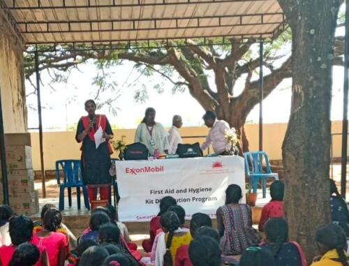 Samarthanam along with ExxonMobil helps Hukikunte Government School in Doddabalapur-2