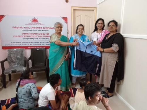 Samarthanam distributed uniforms for children at Mysore ID school-4