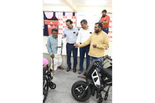Samarthanam in partnership with ANZ on 9th september 2022 distributed assistive aids for persons with disabilities-3-1
