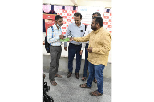 Samarthanam in partnership with ANZ on 9th september 2022 distributed assistive aids for persons with disabilities-9-1