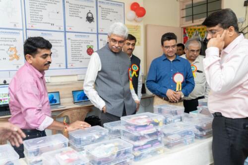Samarthanam in partnership with OTIS Elevator Company India Limited, unveiled STEM Learning, a Mini Science Lab, and an Innovation Tinker Lab at Gurukul Vidyalaya in Mumbai-4