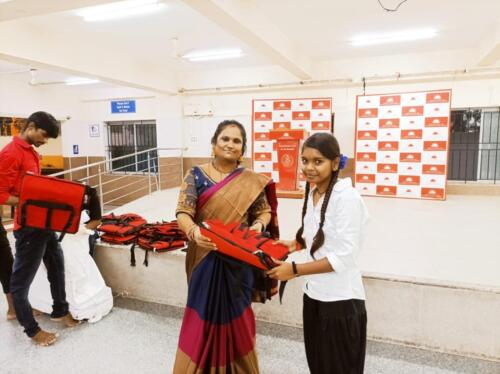 Samarthanam organized memory test for students studying from 7th-10th std on 31-July-2022-7